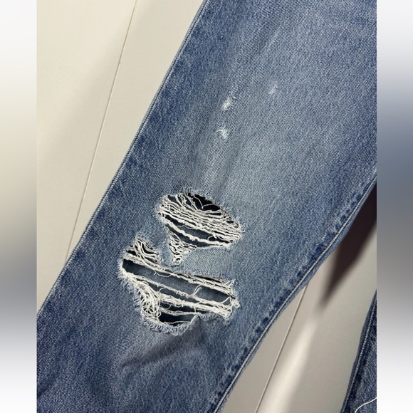 Levis Jeans Womens 26W 27L Premium Ribcage Straight Ankle Distressed Button Fly - Picture 5 of 16